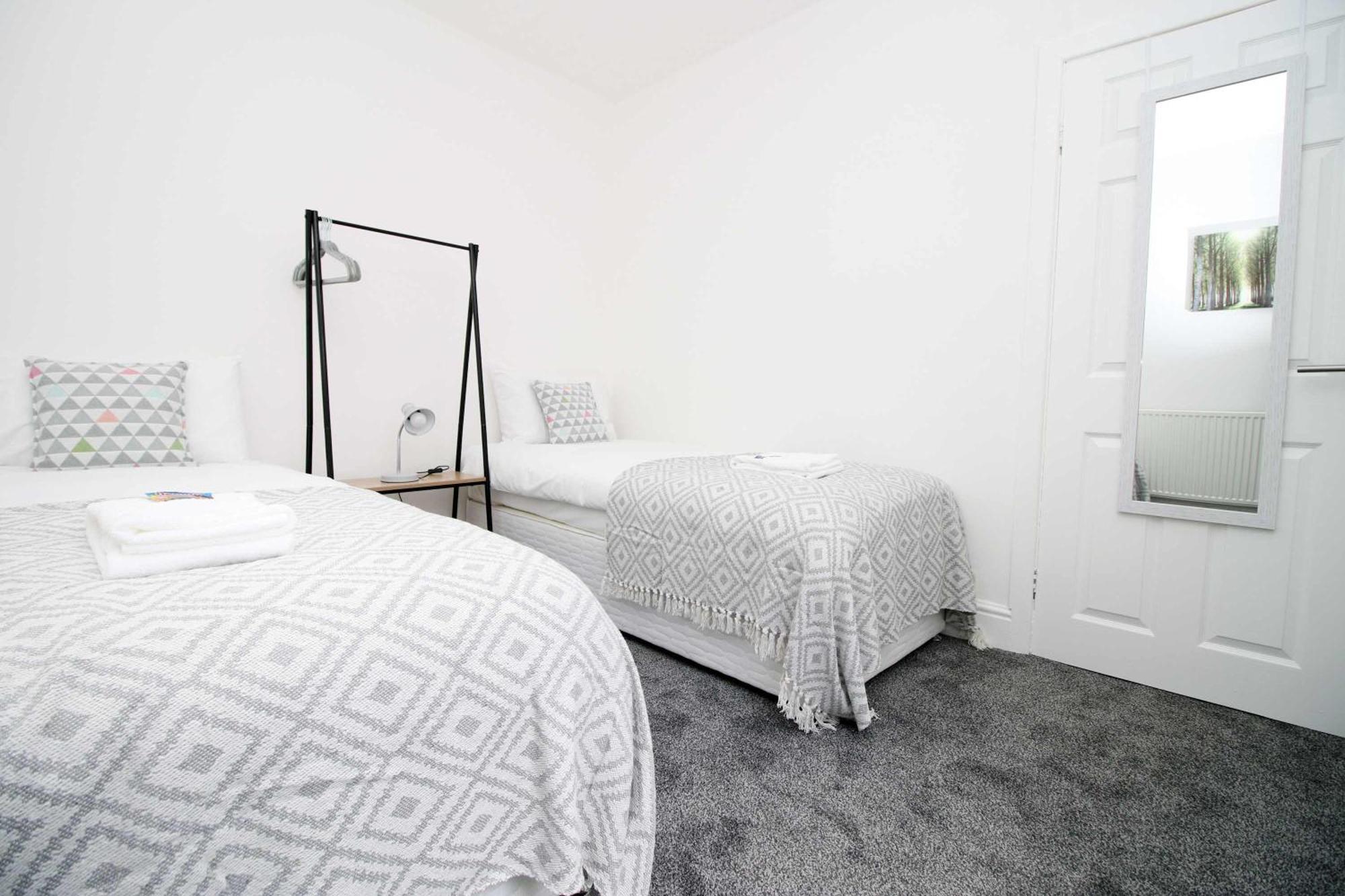 Norton Terrace Charming Home In The Beautiful Afan Forest By Staystaycations Port Talbot Eksteriør billede
